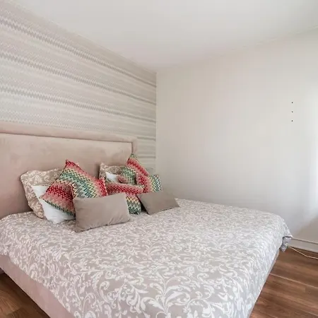 Apartamento A Refined 2-bedroom Close Avenue Foch Paris